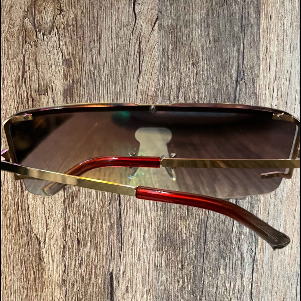 Sunglasses - Picture 2 of 3